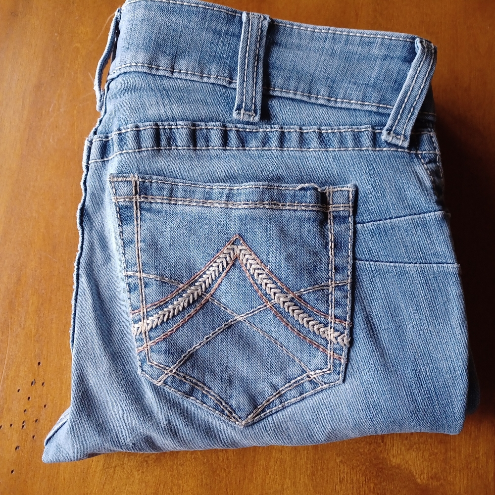 Ariat Real Mid Rise Boot Entwined Jeans Light Blue Wash Size 29R